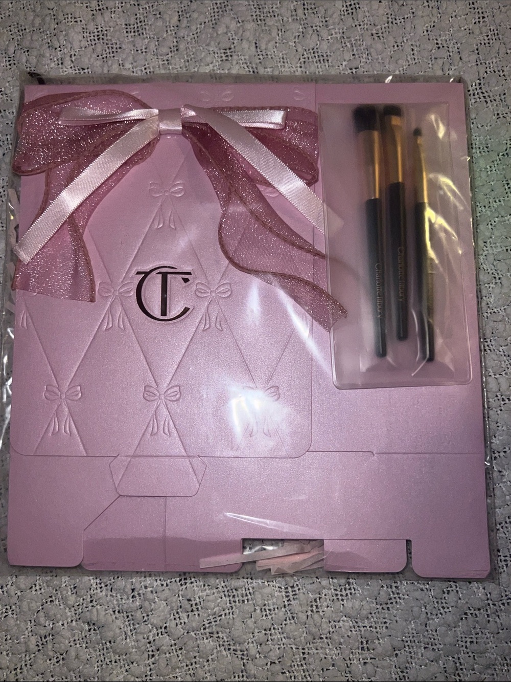 Charlotte Tilbury Travel Brush Set of 3 Gift Set with Box 🎀